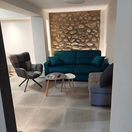 Apartamento Avli Luxurious House Kalambaka Exterior foto