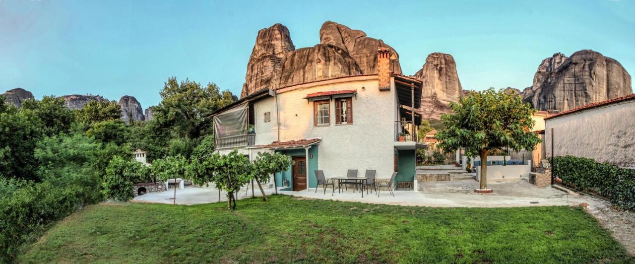 Apartamento Avli Luxurious House Kalambaka Exterior foto