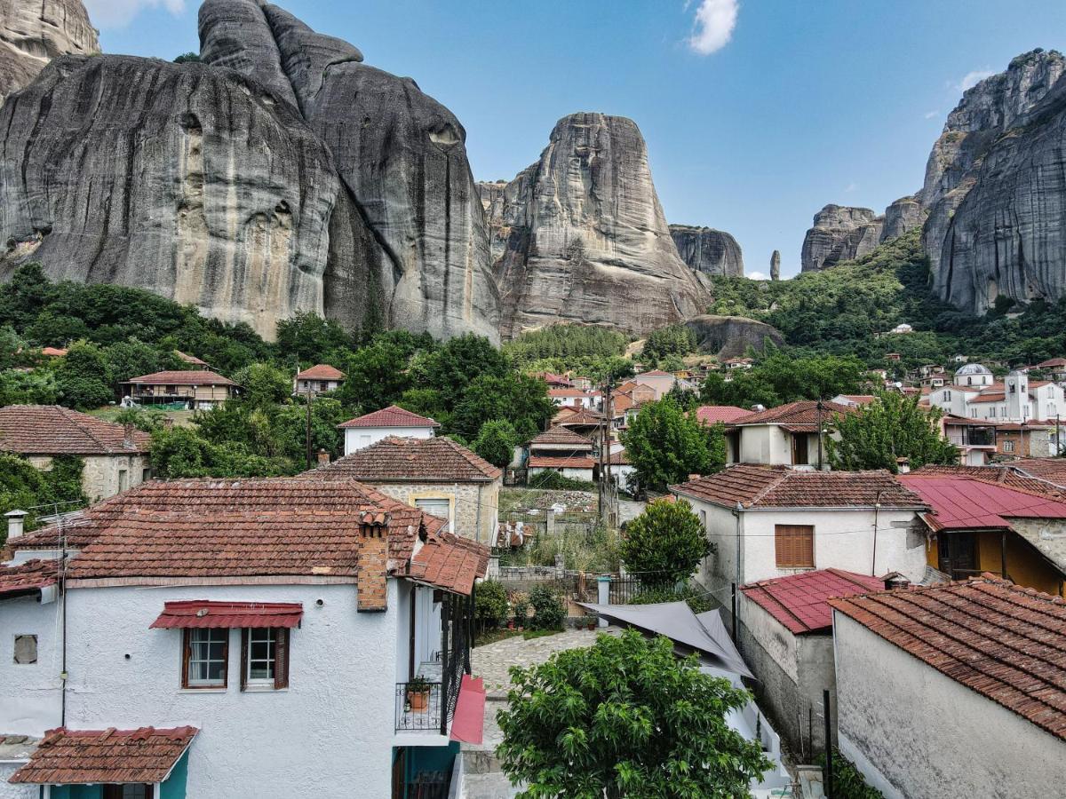 Apartamento Avli Luxurious House Kalambaka Exterior foto